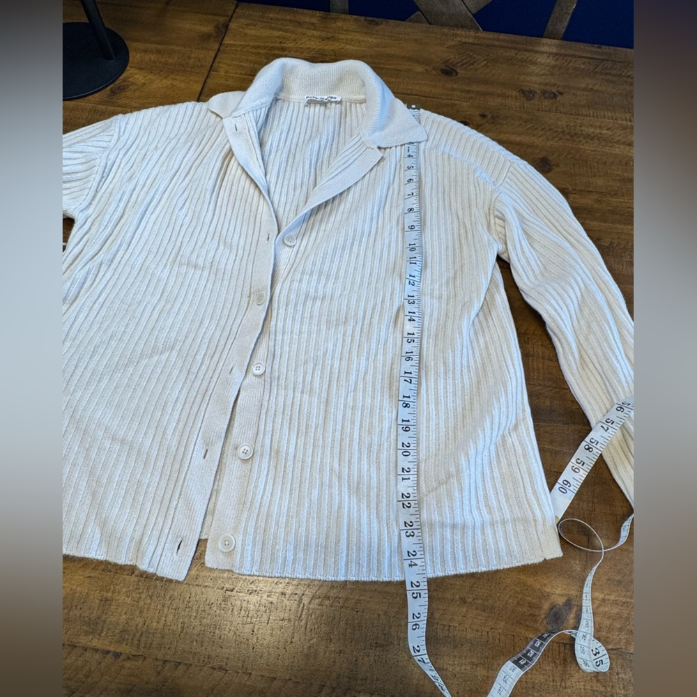 Reformation Cashmere Cardigan cream NWT button up size XS - Picture 10 of 10